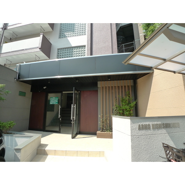 アームス西新宿5階 外観