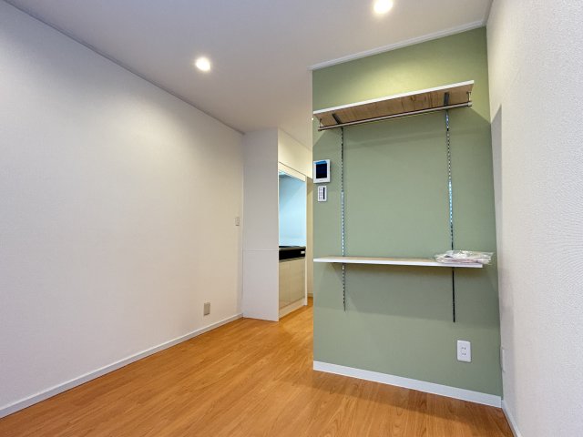 ＭＫハウス西原0103号室 リビング