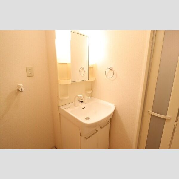 クロスクローバー101号室 洗髪洗面化粧台