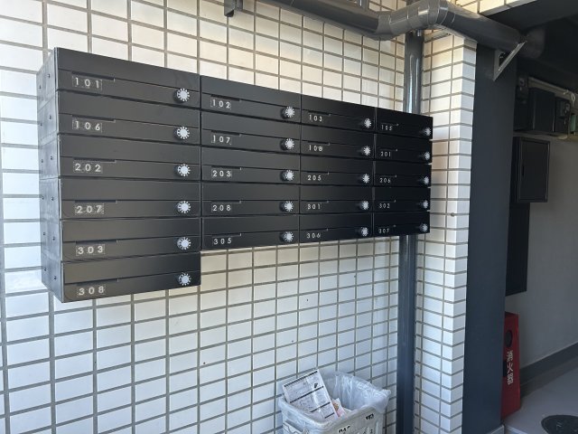 サンピア月見台107号室 エントランス