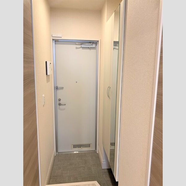 Miele南越谷103号室 玄関