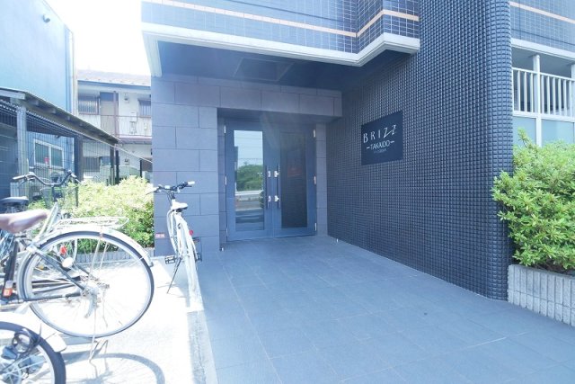 ブライズ高井戸5階 外観