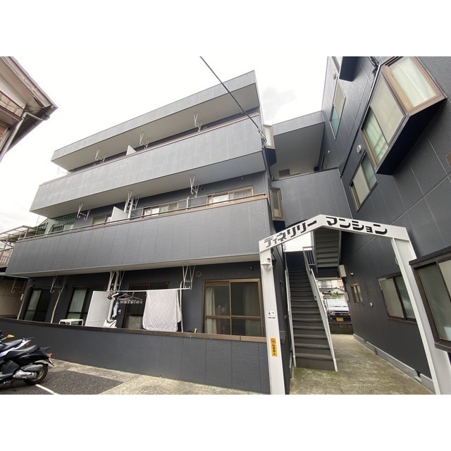 ディネリリーマンションの外観画像