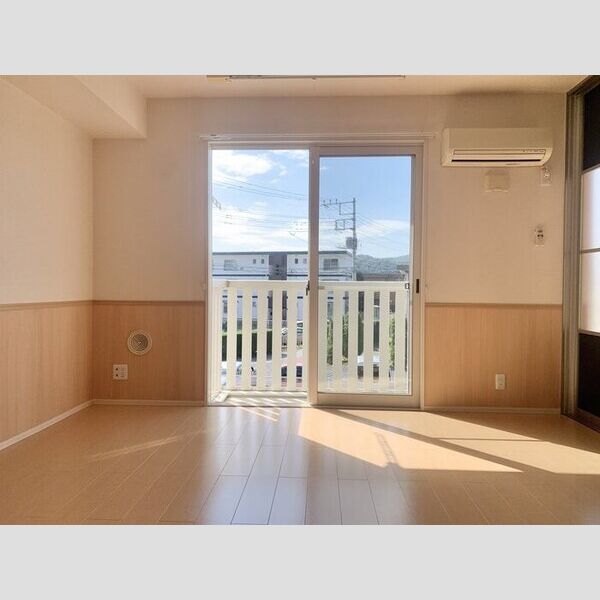 クラインベルク LDK13.5帖