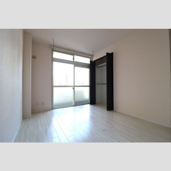 山善ビル406号室 洋室