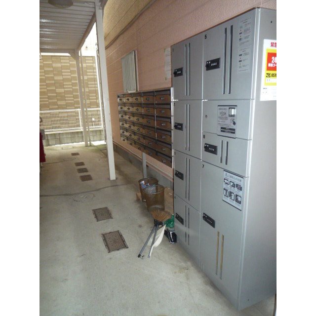 ピアベルドミール107号室 宅配ボックス