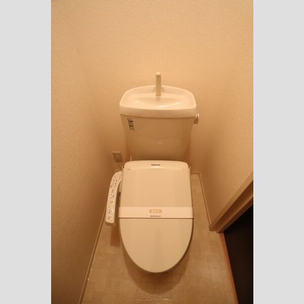 リバレイン　Ⅰ102号室 温水洗浄暖房便座