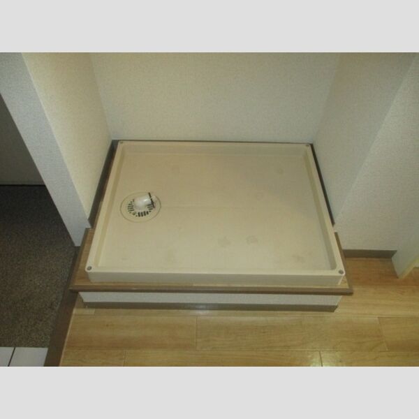 アローンヒルズ101号室 同建物別部屋の参考画像