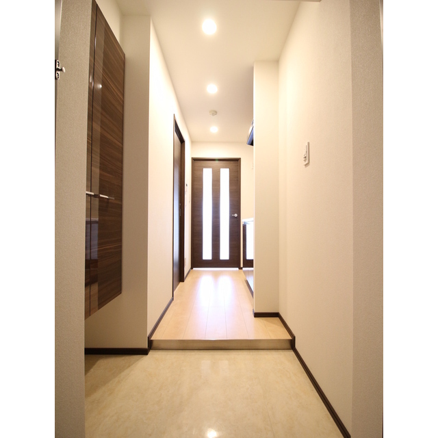 プレール・ドゥーク門前仲町Ⅲ 玄関