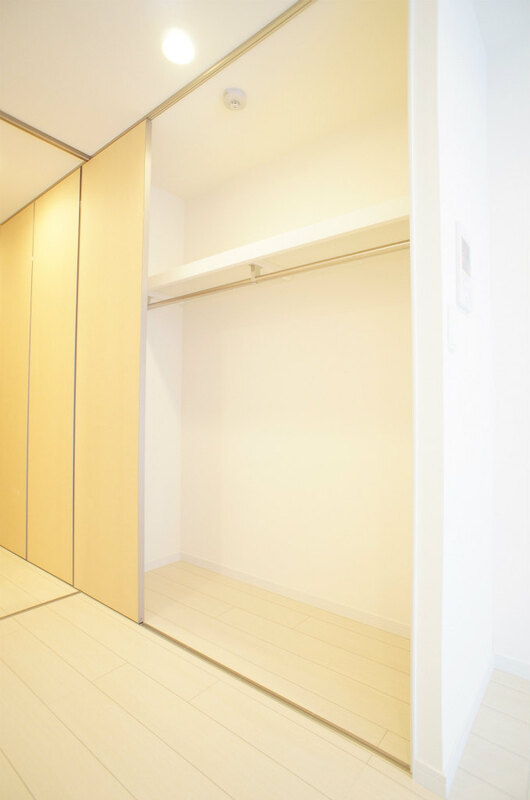 リブリ・Eminence小向3階 収納