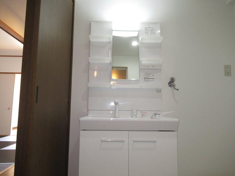 ネオグランデ大倉山 洗面