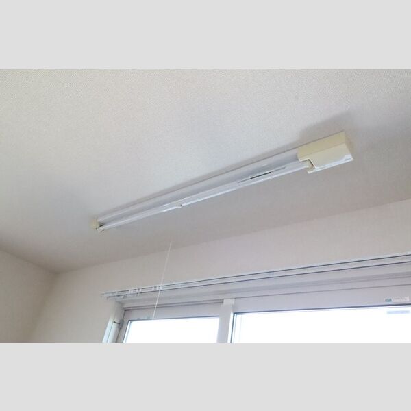 クリアコート201号室 室内物干し