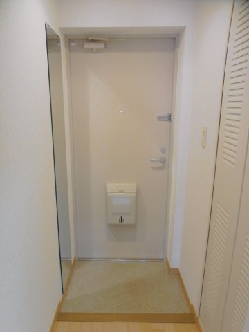 キャロンコート横浜 ※別号室の参考写真です(現況優先・仕様違いの場合あり)