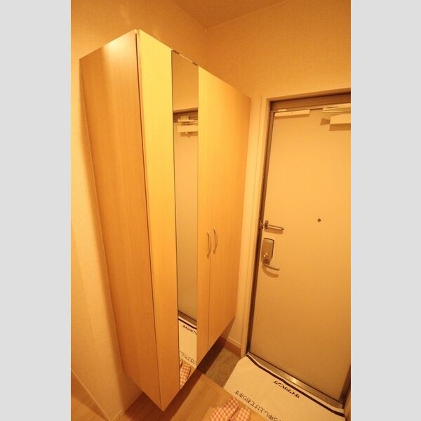 エミナーレ 玄関