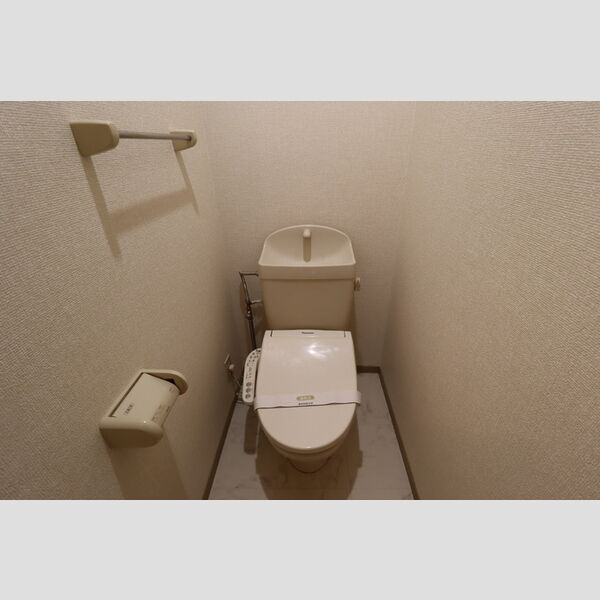 ノーブルヒル106号室 温水洗浄暖房便座