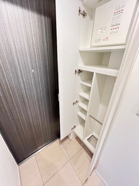 カージェ文京千石1階 収納