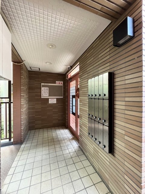 ＢＲＩＣＫＳ目白 エントランス