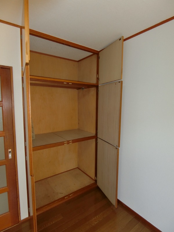 メゾン青島 収納