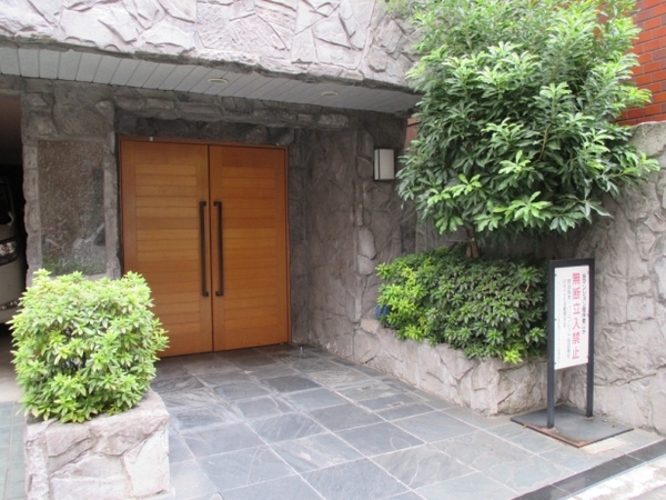 トーシンフェニックス中野新橋パインアイル エントランス