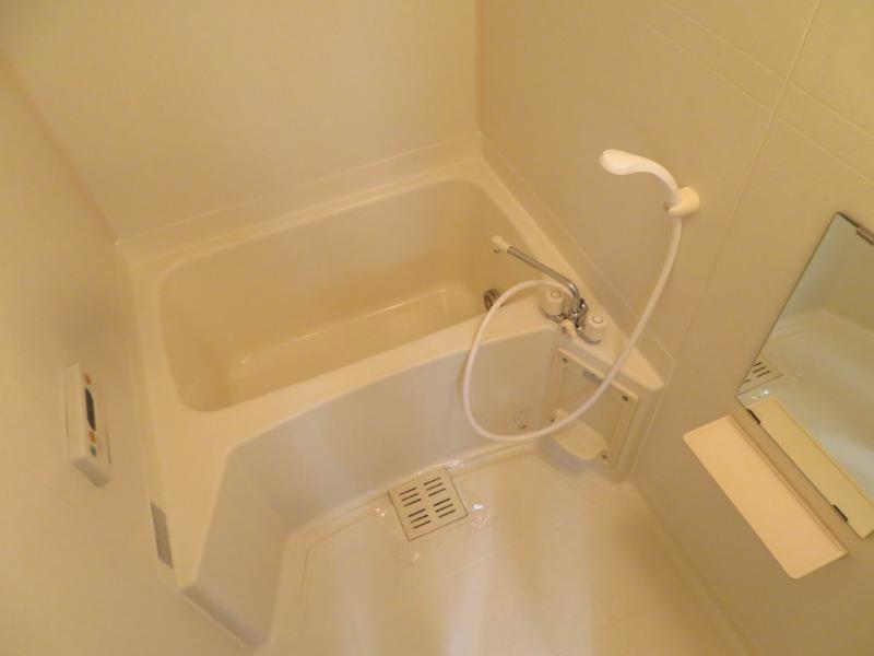 メゾンアンソレイエ お風呂