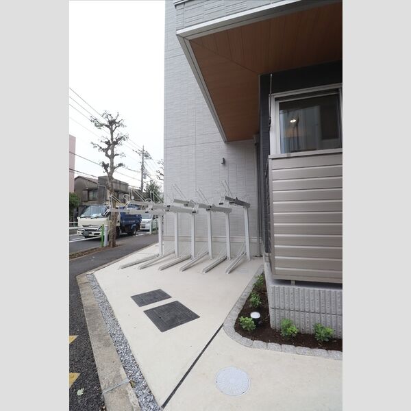 セレスティア小豆沢 駐輪場