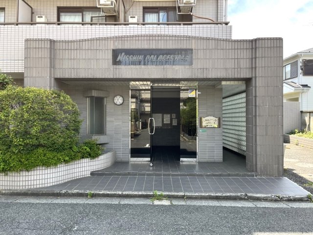 日神パレステージ武蔵関公園3階 エントランス