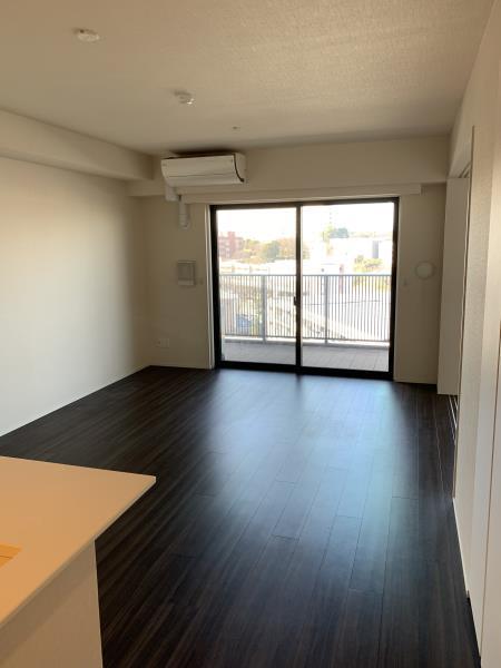 Ｂｒｉｌｌｉａ　Ｃｉｔｙ　横浜磯子　Ａ棟 リビング