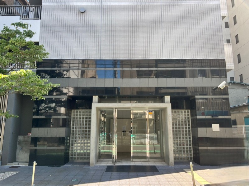 ヴィータローザ横浜吉野町3階 エントランス