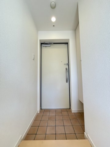 グラントゥルース東向島502号室 玄関