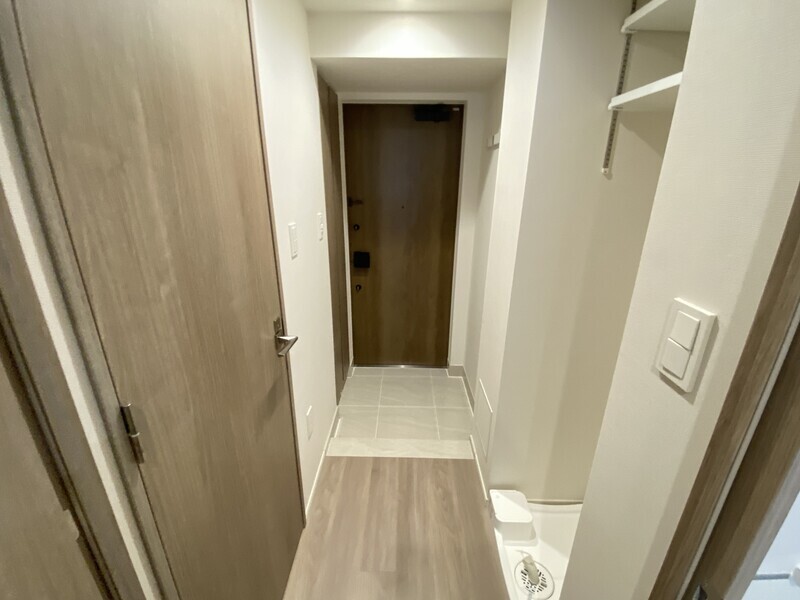 ONE ROOF RESIDENCE TAMACHI8階 玄関
