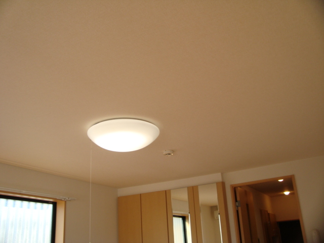 ハイツコスモス105号室 照明