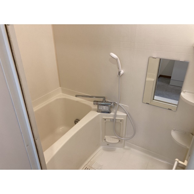 ベル・ウィンズ203号室 お風呂