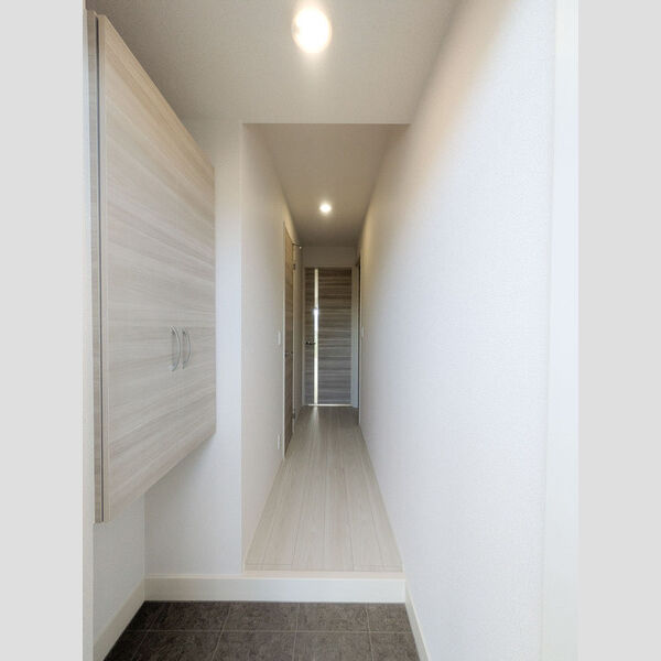 ソレイユ103号室 玄関