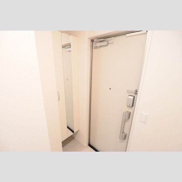 Briller 東大宮202号室 玄関