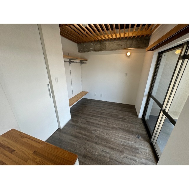 セントラルビル702号室 リビング