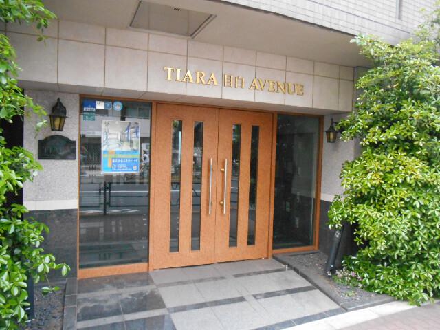 ティアラ目白ＡＶＥＮＵＥ エントランス
