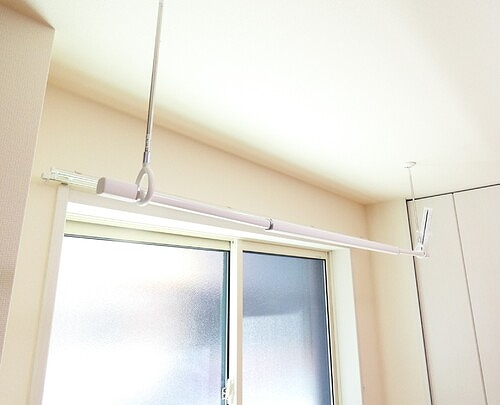 ルミケオ大手町1階 室内物干し竿