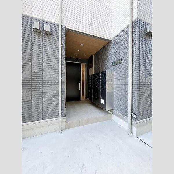 グラナーデ西保木間 エントランス