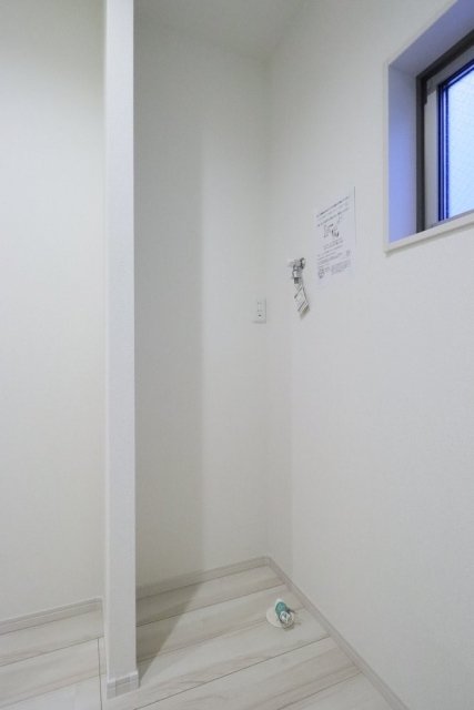 ラ・ルーチェ 室内洗濯機置場