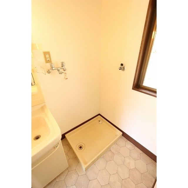 中村貸家 洗濯機置場