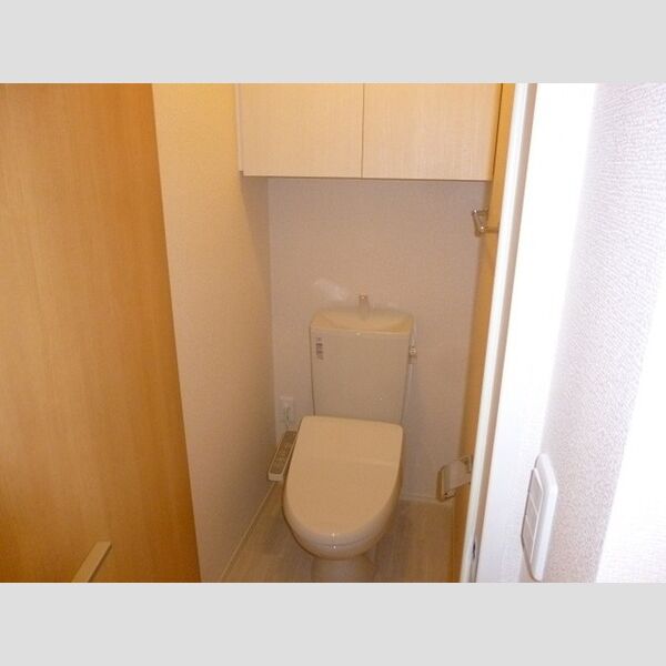 クレアーレ弐番館 2Fトイレもちろん温水洗浄暖房便座です