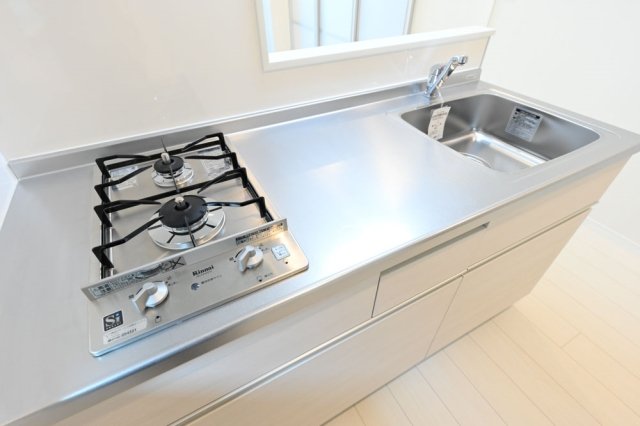 ＰＲＯＳＰＥＣＴ　ＫＡＧＵＲＡＺＡＫＡ2階 システムキッチン（2口ガスコンロ）