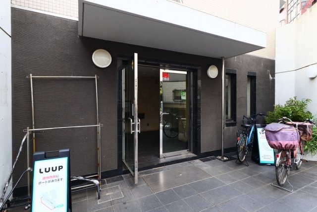 ハイネスプラザ新宿５4階 エントランス