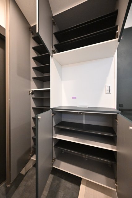 ＥＳ－Ｇｒａｎｄｅ東中野 靴入