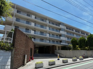 パークコリーナ上大岡アジュールコートの外観画像