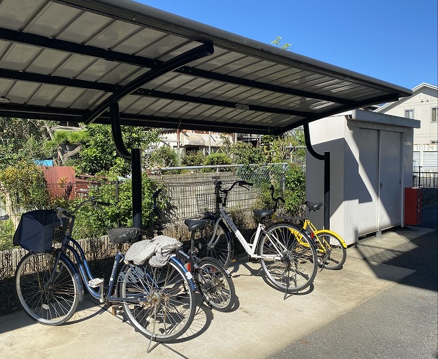 レオパレスロワジール205号室 駐輪場