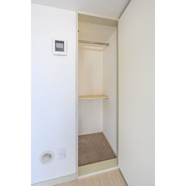 レオパレスブランカ0101号室 収納