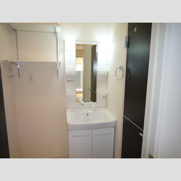 ミズカ ラトゥール 洗面室