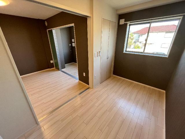 コンフォートハウス　ポニー リビング