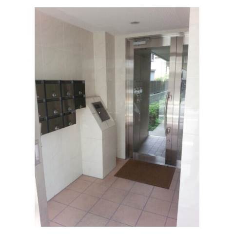 ローズガーデン エントランス